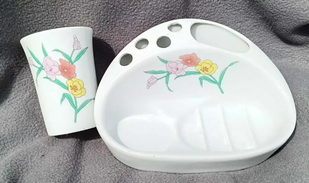 Vtg Floral Ceramic Bathroom Set Toothbrush Soap Dish Cup Holder Taiwan ROC